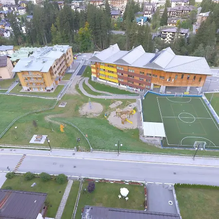Garni Bucaneve Hotel