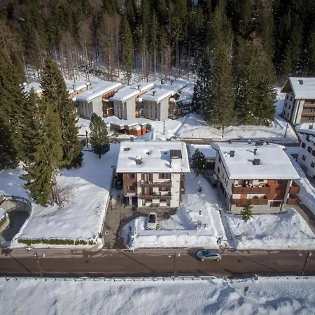 Hotel Garni Bucaneve 2*